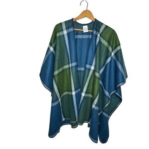 Woolrich Plaid One Size Poncho Cape Blue Green Fringe Trim Cozy Wrap